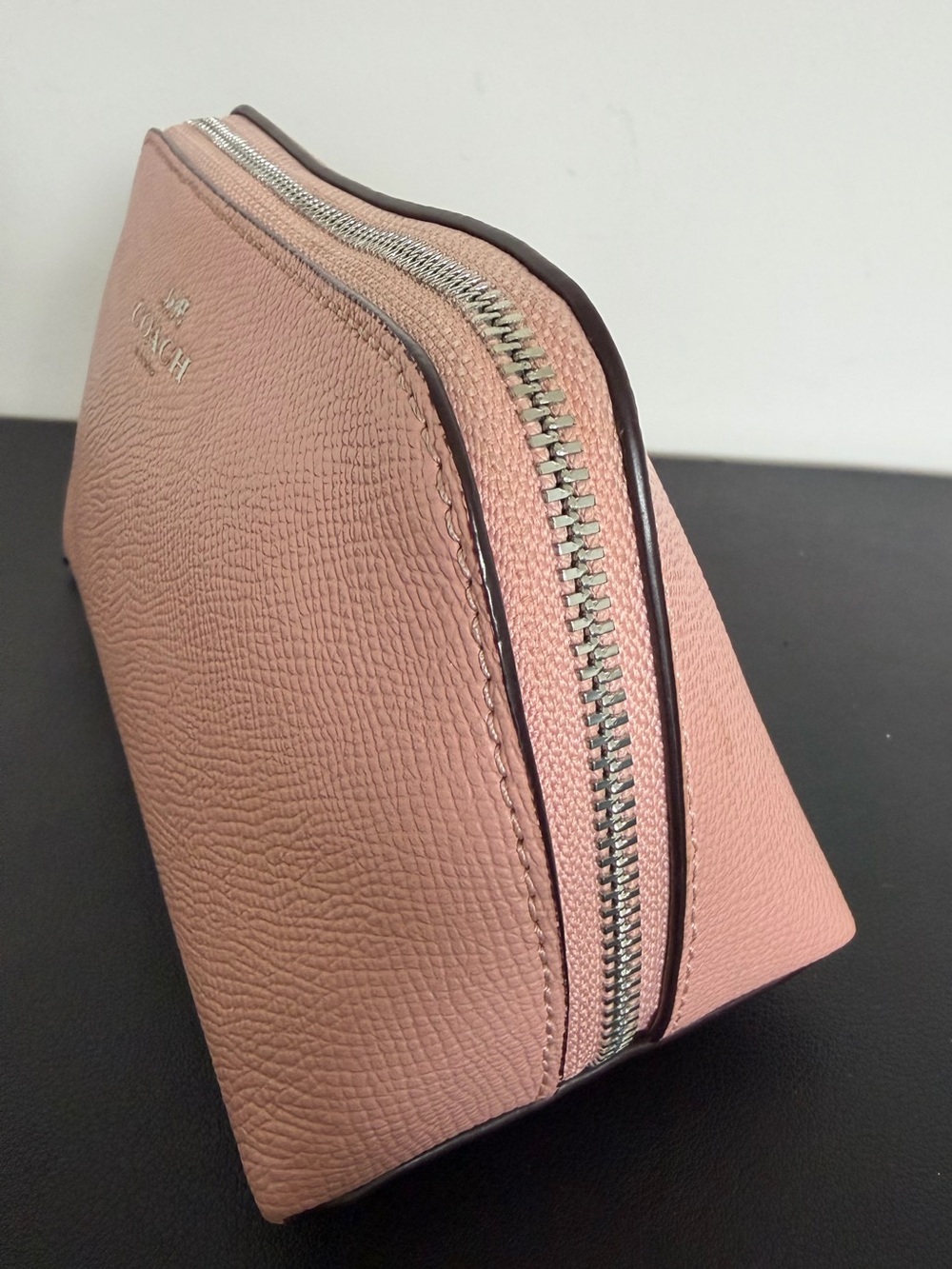 Coach F57857 Cosmetic Case Blush Pink Crossgrain Leather Makeup Pouch - Picture 2 of 12
